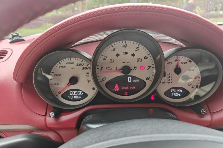 Used Porsche Boxster 2009 Boxster 2.9L Odometer Close Up