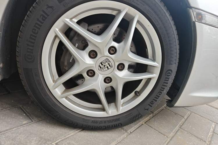 Used Porsche Boxster 2009 Boxster 2.9L Right Front Wheel Hub