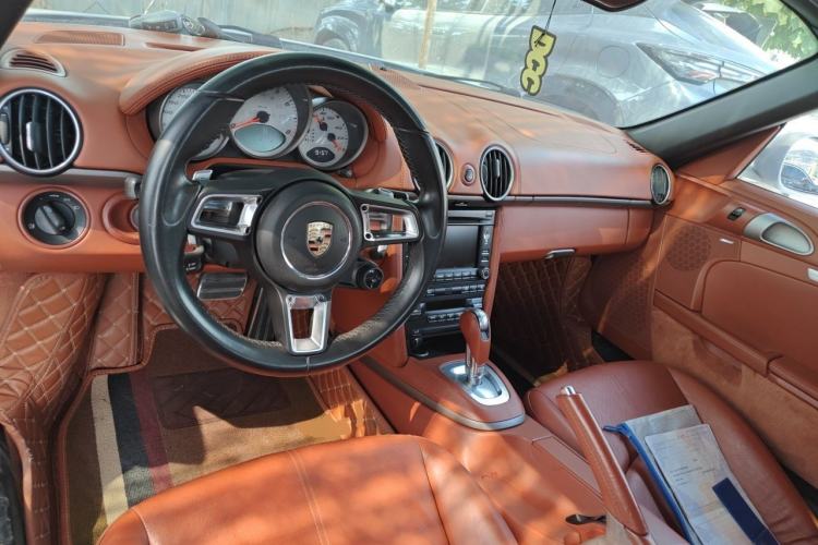Used Porsche Boxster 2009 Boxster S 3.4L Center Console
