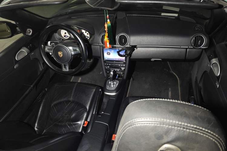 Used Porsche Boxster 2009 Boxster S 3.4L Center Console