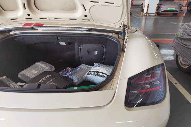 Used Porsche Boxster 2009 Boxster 2.9L Engine Bay Left