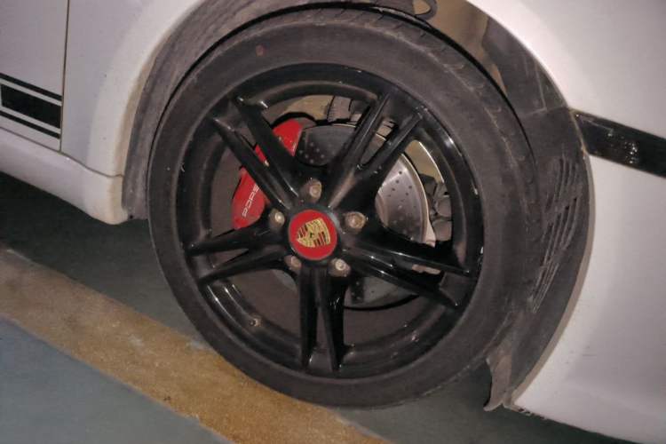 Used Porsche Boxster 2009 Boxster 2.9L Right Front Wheel Hub