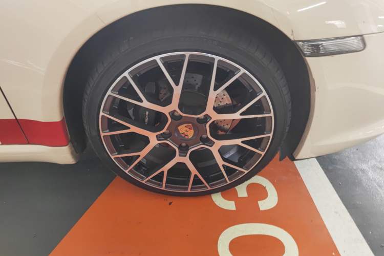 Used Porsche Boxster 2009 Boxster 2.9L Right Front Wheel Hub