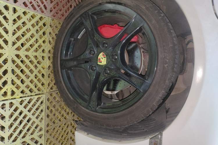 Used Porsche Boxster 2009 Boxster 2.9L Right Front Wheel Hub