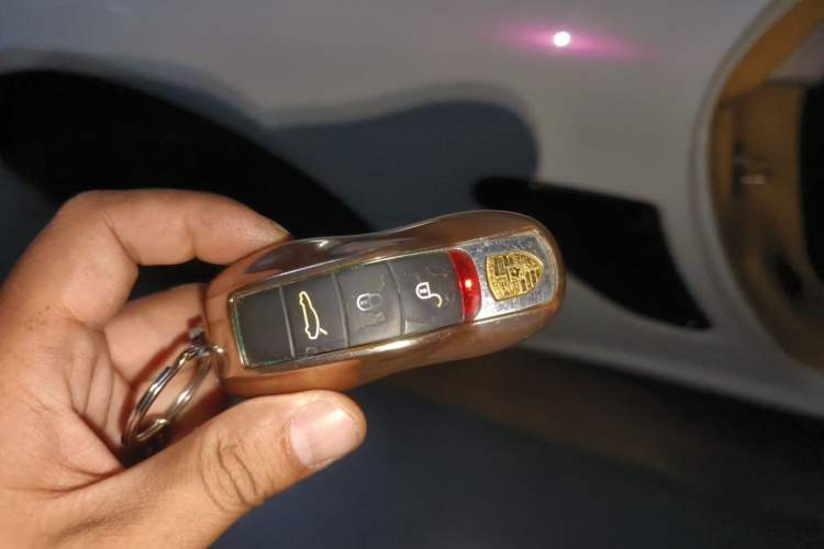 Used Porsche Boxster 2009 Boxster 2.9L Vehicle Key