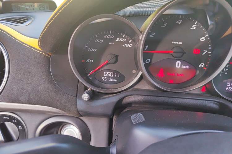 Used Porsche Boxster 2010 Boxster Spyder 3.4L Odometer Close Up