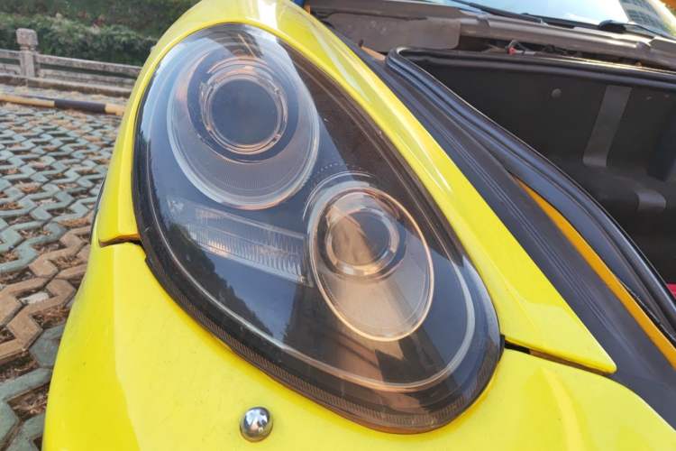 Used Porsche Boxster 2010 Boxster Spyder 3.4L Right Front Headlight