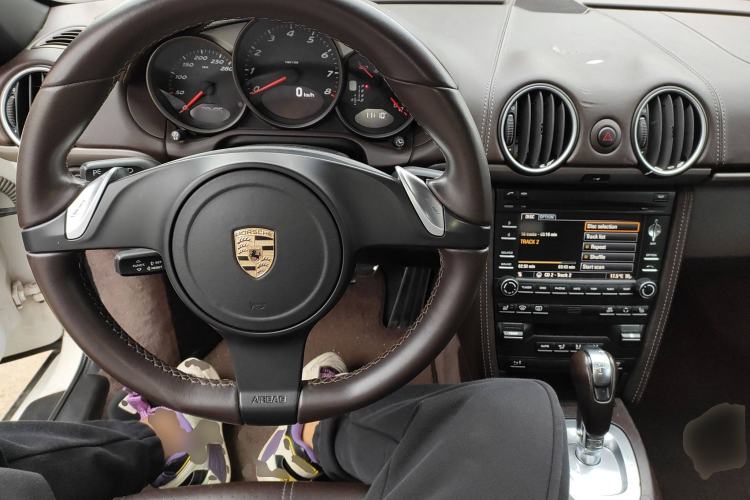 Used Porsche Boxster 2011 Boxster Black Edition 2.9L Center Console