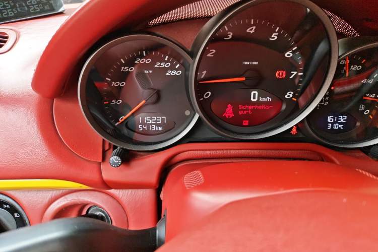 Used Porsche Boxster 2011 Boxster Black Edition 2.9L Odometer Close Up