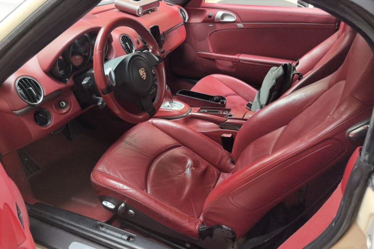 Used Porsche Boxster 2011 Boxster Black Edition 2.9L Driver Seat