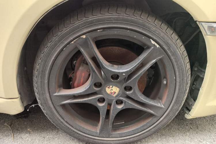 Used Porsche Boxster 2011 Boxster Black Edition 2.9L Right Front Wheel Hub