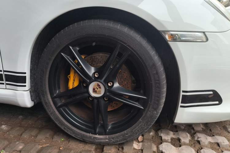 Used Porsche Boxster 2011 Boxster Black Edition 2.9L Right Front Wheel Hub