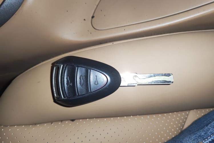 Used Porsche Boxster 2011 Boxster Black Edition 2.9L Vehicle Key