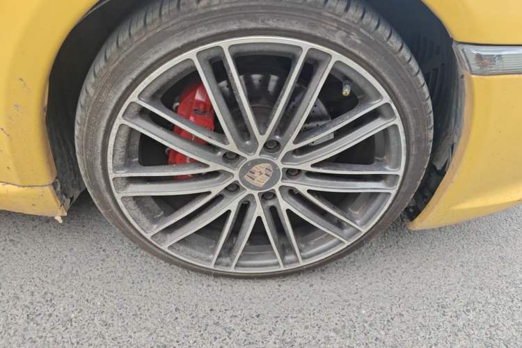 Used Porsche Boxster 2011 Boxster Black Edition 2.9L Right Front Wheel Hub