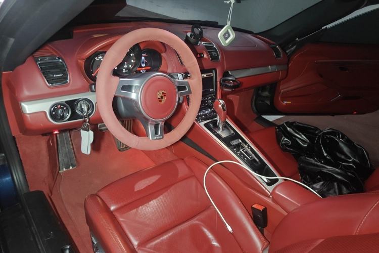 Used Porsche Boxster 2013 Boxster 2.7L Center Console