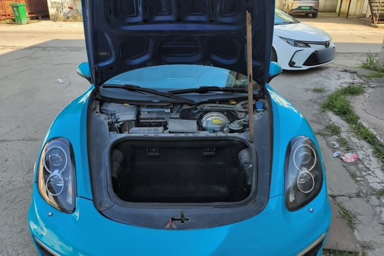 Used Porsche Boxster 2013 Boxster 2.7L Engine Bay