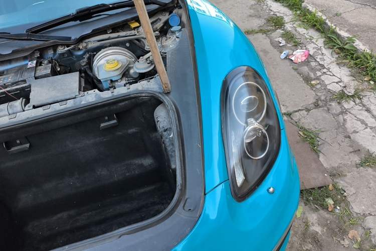 Used Porsche Boxster 2013 Boxster 2.7L Engine Bay Left