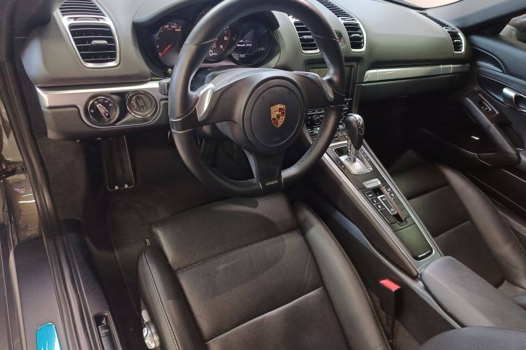 Used Porsche Boxster 2013 Boxster 2.7L Center Console