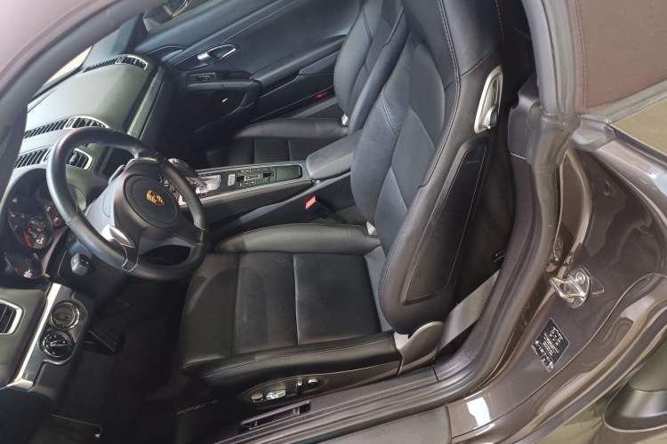 Used Porsche Boxster 2013 Boxster 2.7L Left Rear Seat