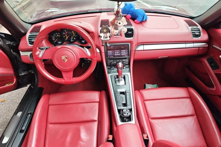 Used Porsche Boxster 2013 Boxster 2.7L Center Console