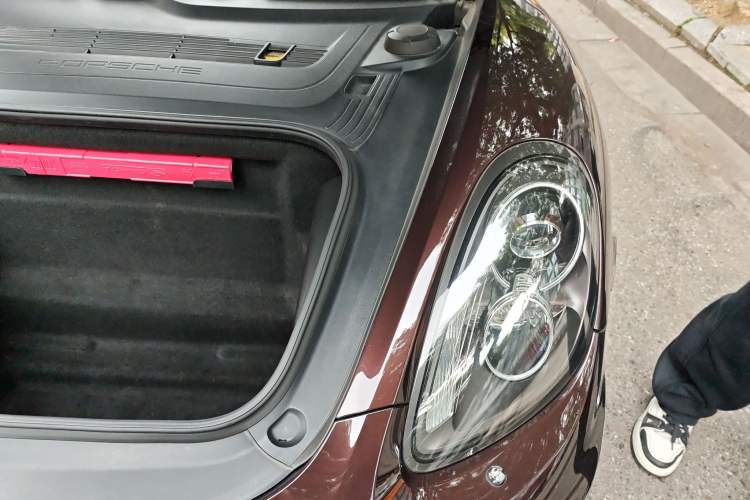 Used Porsche Boxster 2013 Boxster 2.7L Engine Bay Left