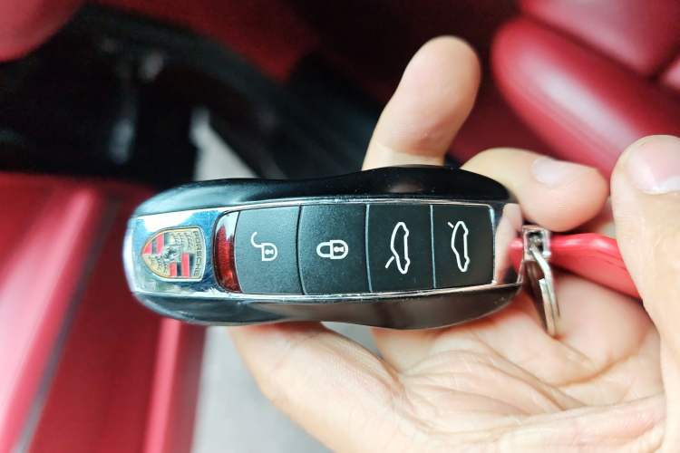 Used Porsche Boxster 2013 Boxster 2.7L Vehicle Key