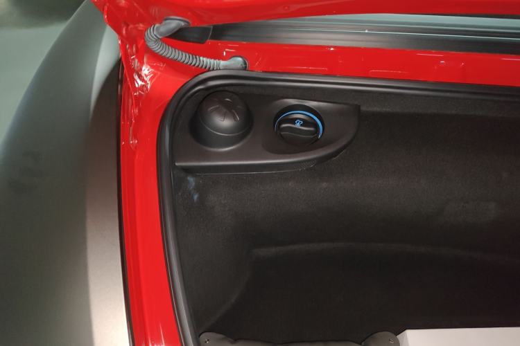 Used Porsche Boxster 2013 Boxster 2.7L Engine Bay Right