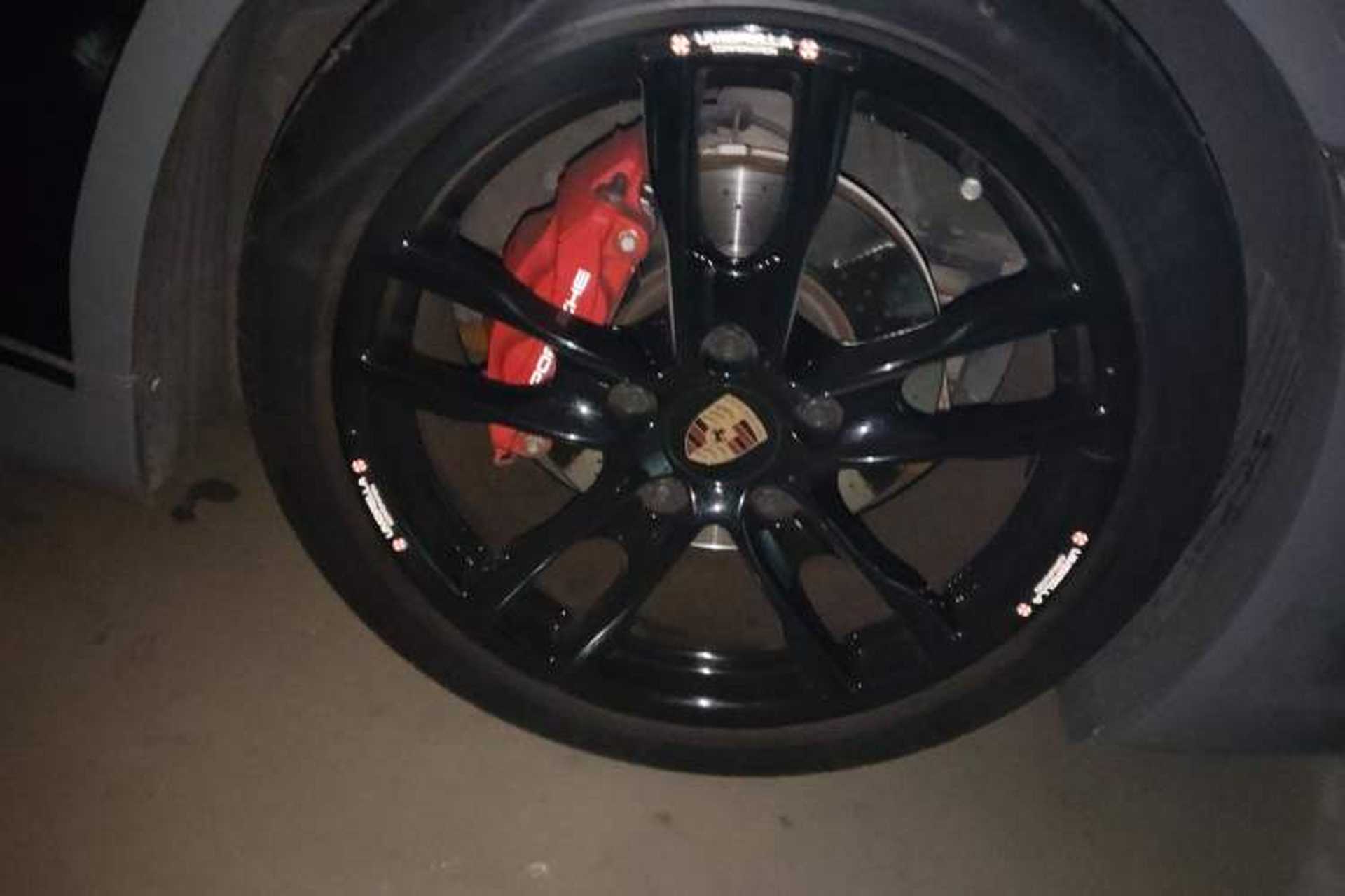 Used Porsche Boxster 2013 Boxster 2.7L Right Front Wheel Hub
