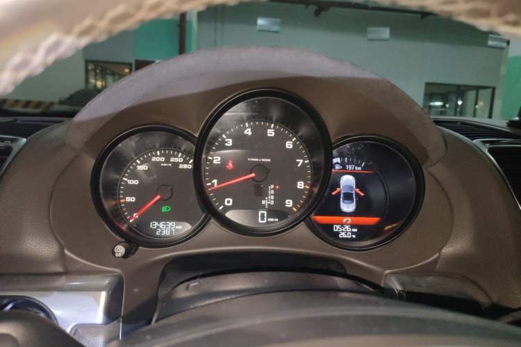 Used Porsche Boxster 2013 Boxster 2.7L Instrument Cluster