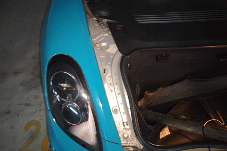 Used Porsche Boxster 2013 Boxster 2.7L Engine Bay Right