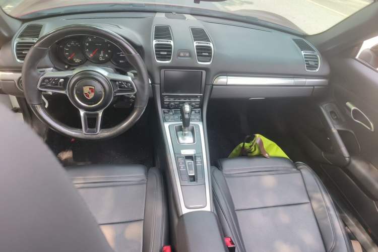 Used Porsche Boxster 2013 Boxster 2.7L Center Console