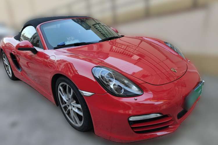 Used Porsche Boxster 2013 Boxster 2.7L Front Right 45 Deg