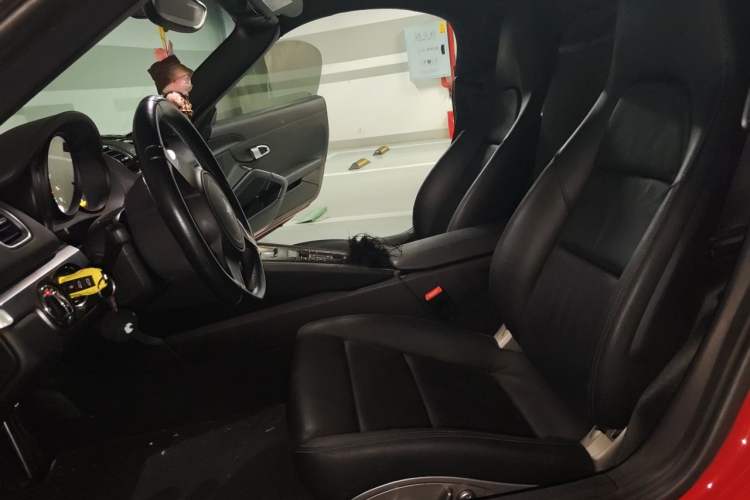 Used Porsche Boxster 2013 Boxster 2.7L Left Front Seat