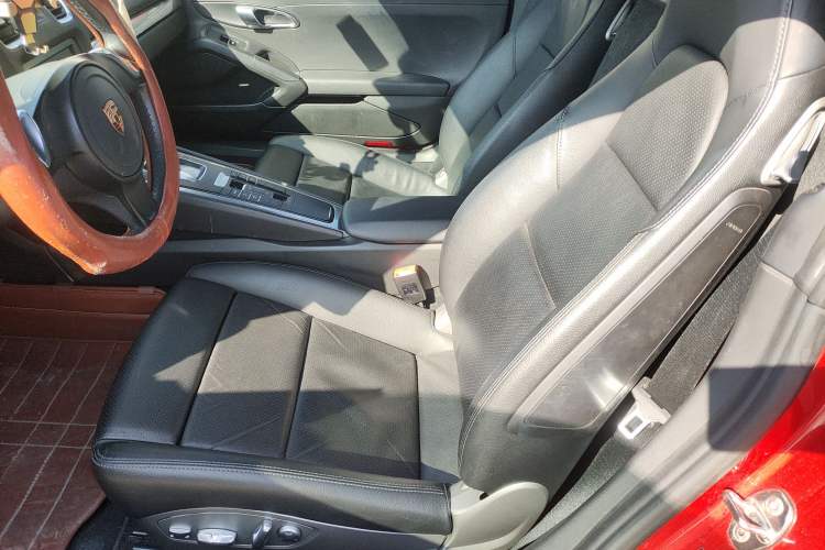 Used Porsche Boxster 2013 Boxster 2.7L Left Rear Seat