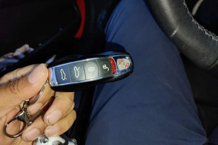 Used Porsche Boxster 2013 Boxster 2.7L Vehicle Key