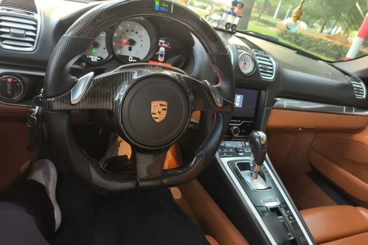 Used Porsche Boxster 2013 Boxster 2.7L Center Console