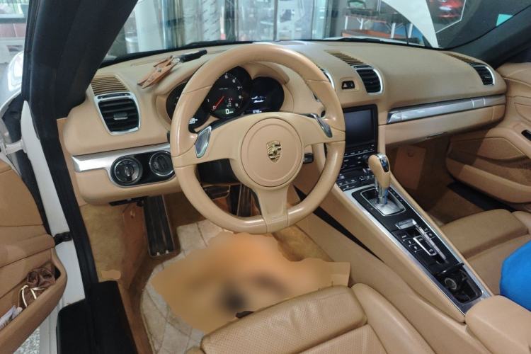 Used Porsche Boxster 2013 Boxster 2.7L Center Console