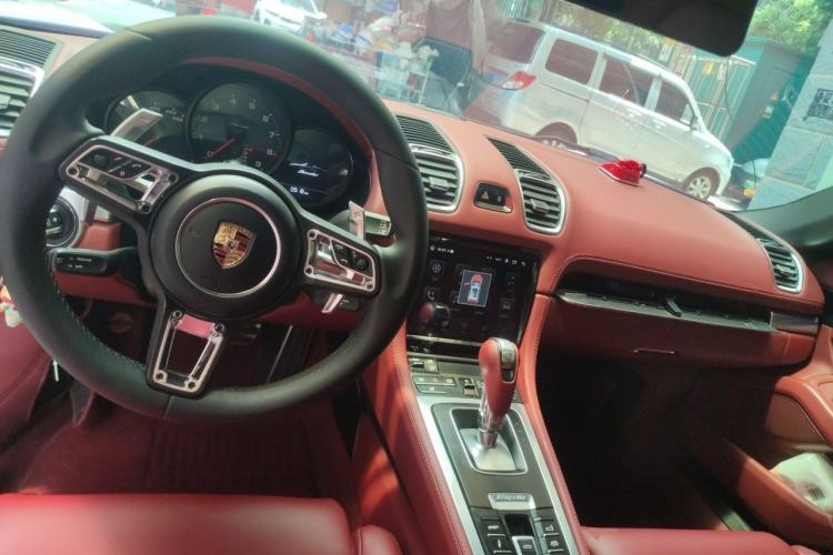 Used Porsche Boxster 2013 Boxster 2.7L Center Console