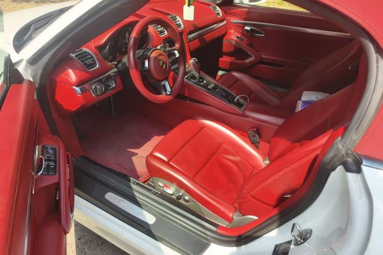 Used Porsche Boxster 2013 Boxster 2.7L Driver Seat