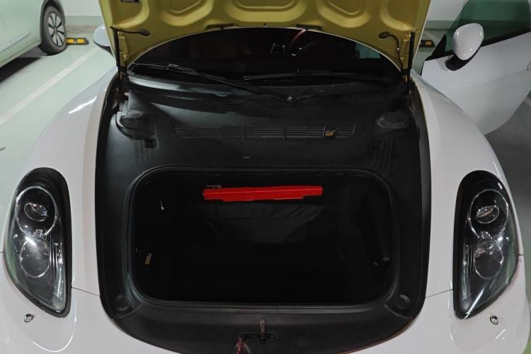 Used Porsche Boxster 2013 Boxster 2.7L Engine Bay