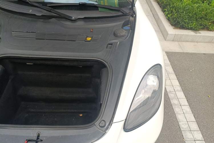Used Porsche Boxster 2013 Boxster 2.7L Engine Bay Left