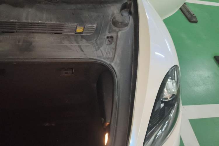 Used Porsche Boxster 2013 Boxster 2.7L Engine Bay Left