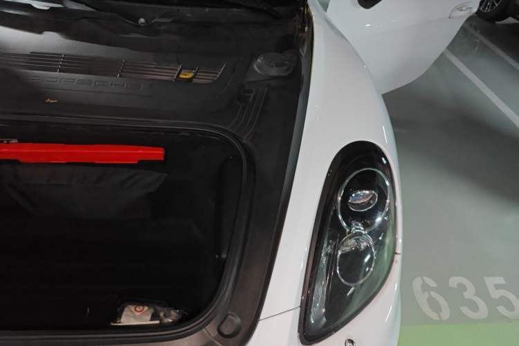 Used Porsche Boxster 2013 Boxster 2.7L Engine Bay Left