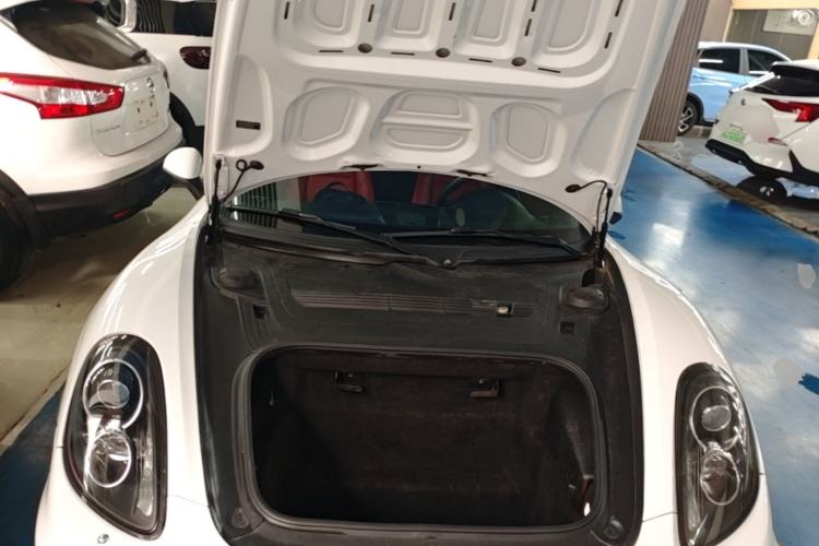 Used Porsche Boxster 2013 Boxster 2.7L Engine Bay