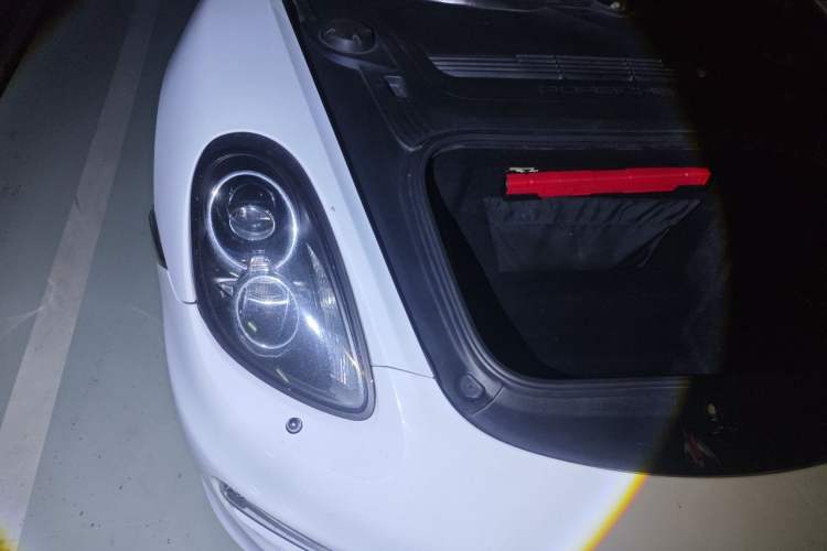 Used Porsche Boxster 2013 Boxster 2.7L Engine Bay Right
