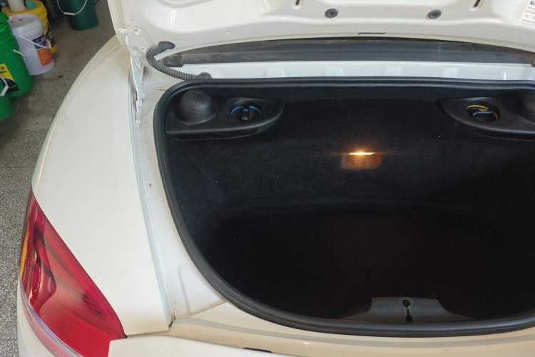 Used Porsche Boxster 2013 Boxster 2.7L Engine Bay Right