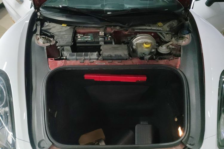 Used Porsche Boxster 2013 Boxster 2.7L Engine Bay
