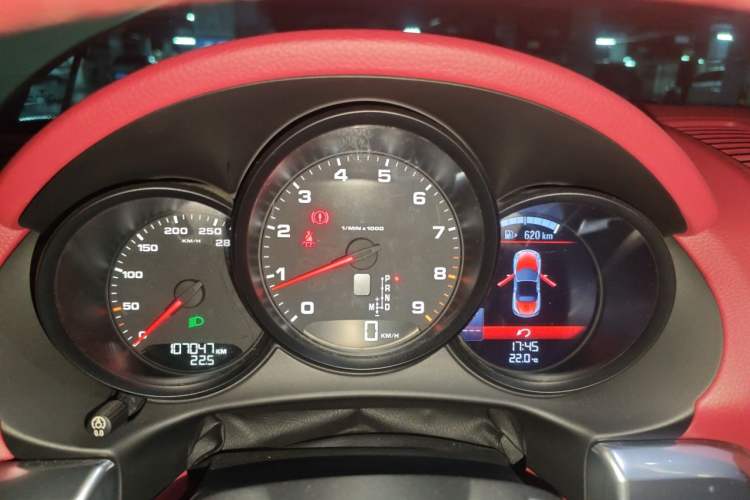 Used Porsche Boxster 2013 Boxster 2.7L Instrument Cluster