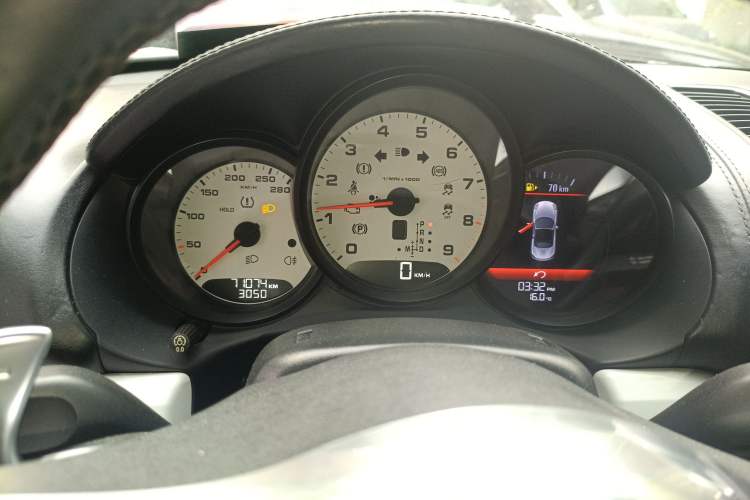 Used Porsche Boxster 2013 Boxster 2.7L Instrument Cluster