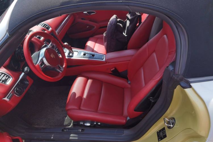 Used Porsche Boxster 2013 Boxster 2.7L Interior 4